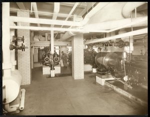 1905年ニューヨーク市橋部門の機器ボイラー室の内部ビュー（銀ゼラチンプリント）